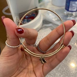 good bracelet